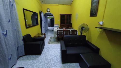 Homestay Opah Parit Buntar, Perak