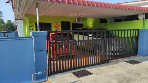 Homestay Opah Parit Buntar, Perak