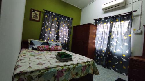 Homestay Opah Parit Buntar, Perak