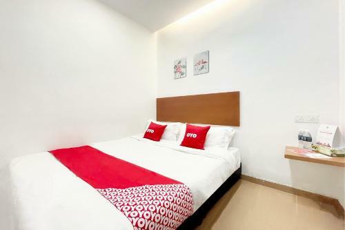 Oyo 90334 Mawlaya Hotel