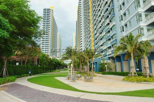 Apartamento Lumpini Parkbeach Pattaya Pool View