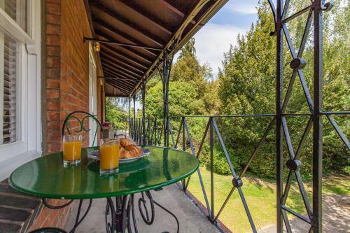 Outstandingly Beautiful Apartment With Parking