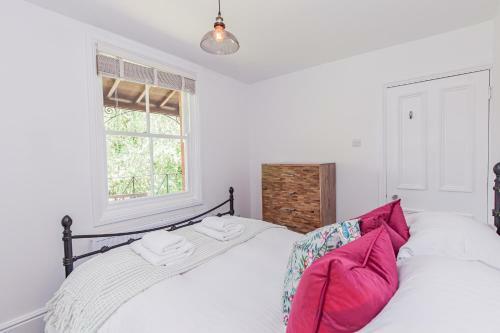Outstandingly Beautiful Apartment With Parking