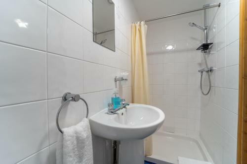 Hostal Rasa Sayang House