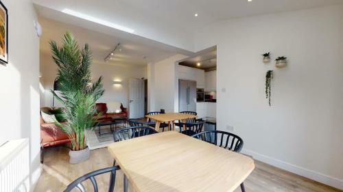 The Oxford Lodge Merton Room