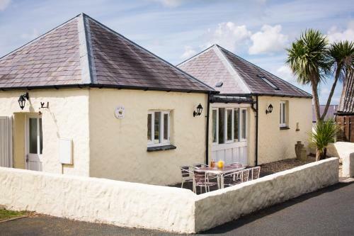 Portclew Cottages