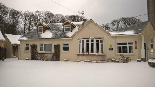 Hostal Rosedene Guest House