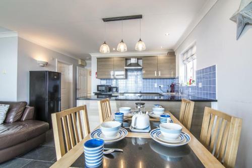 Pendine Heights - 2 Bedroom Apartment - Pendine