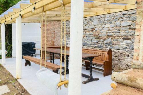 Gordy Hall -sea Facing Welsh Cottage With Stunning Views