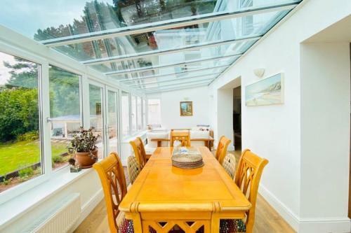 Gordy Hall -sea Facing Welsh Cottage With Stunning Views