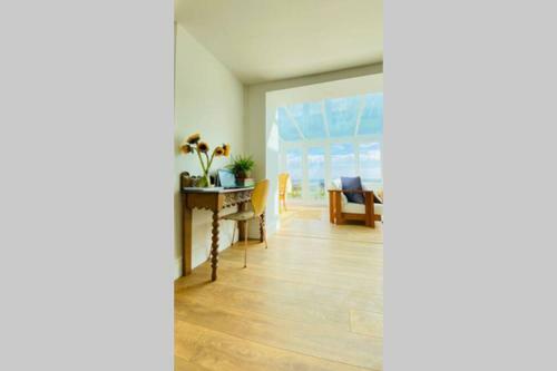 Gordy Hall -sea Facing Welsh Cottage With Stunning Views
