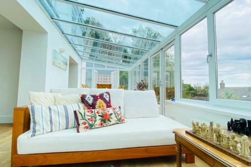 Gordy Hall -sea Facing Welsh Cottage With Stunning Views
