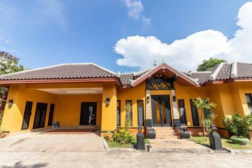 Asia House Pool Villa X Gsg