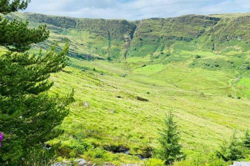 Pen Y Cwm