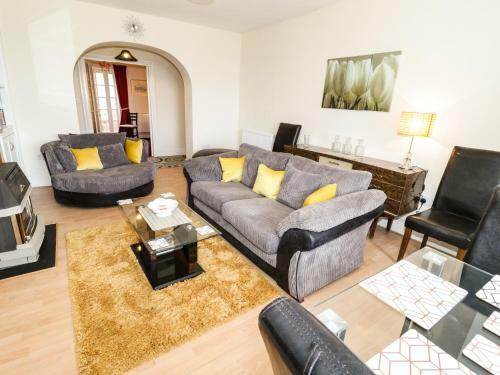 Llys Madoc, Basement Apartment