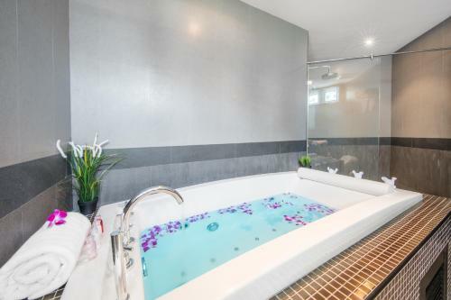 Premium Pool Villa Pattaya