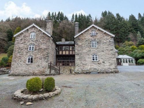 Llechweddygarth Hall
