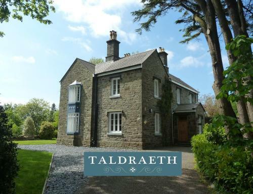 Hostal Taldraeth - Old Vicarage Guest House