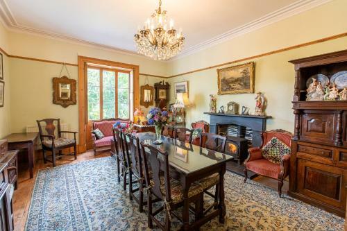 Hostal Taldraeth - Old Vicarage Guest House