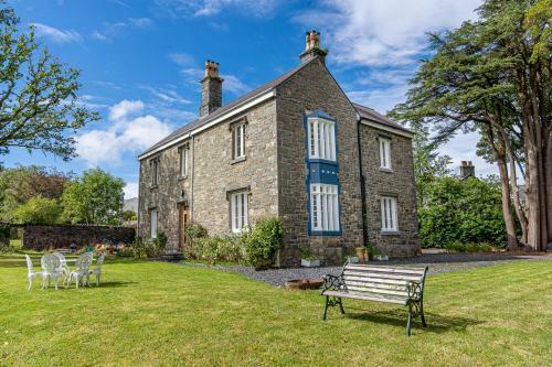 Hostal Taldraeth - Old Vicarage Guest House