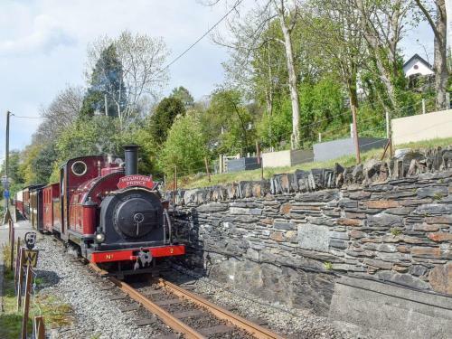 Ty Bychan Railway Cottage