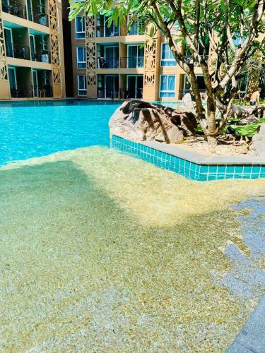 Apartamento Atlatis Condo Resort Pattaya Real
