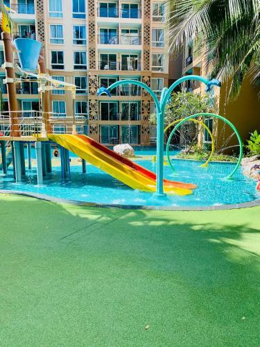 Apartamento Atlatis Condo Resort Pattaya Real