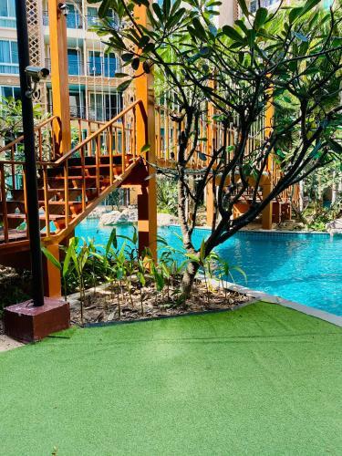 Apartamento Atlatis Condo Resort Pattaya Real