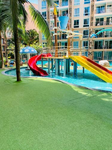 Apartamento Atlatis Condo Resort Pattaya Real