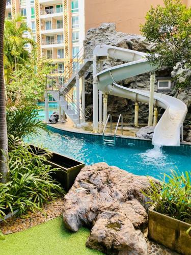 Apartamento Atlatis Condo Resort Pattaya Real