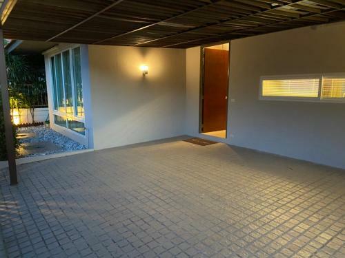 Luxury Pool Villa C16 / 4br 8-10 Persons