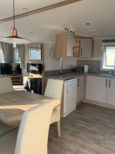 Pevensey Beach Lodge