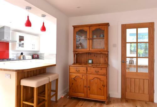 Coastal Cottage - On The Beach In Tranquil Pevensey Bay