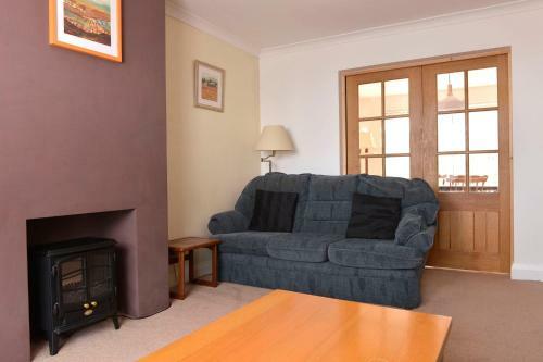 Coastal Cottage - On The Beach In Tranquil Pevensey Bay