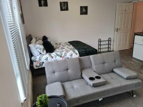 Yps Apartments