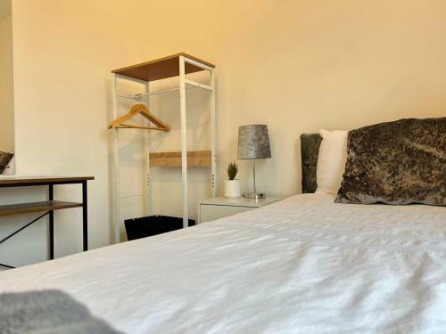 Willesden House By Incredible Stay