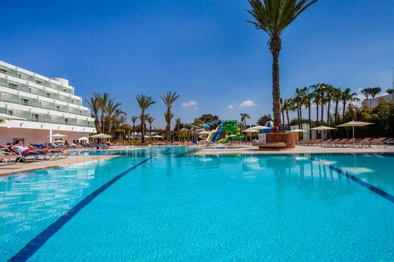 Hotel Amadil Ocean Club