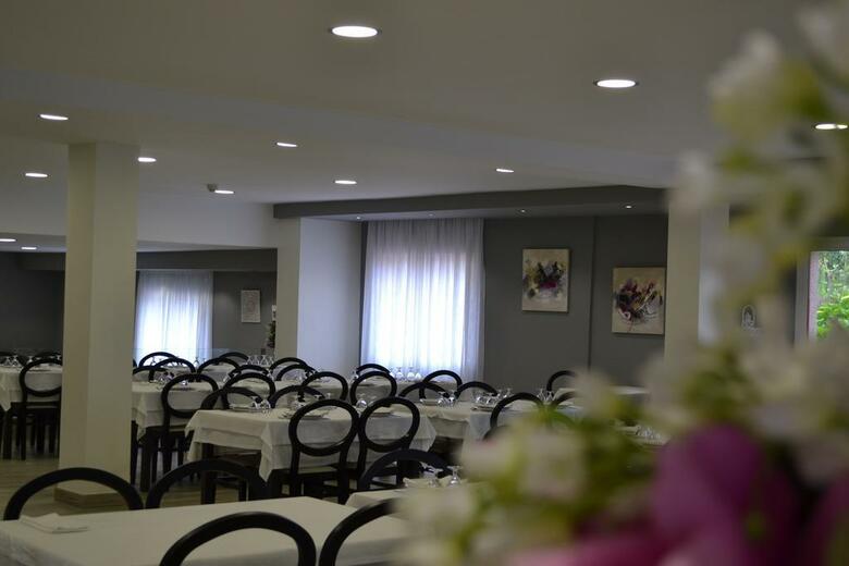 Hotel Piramide