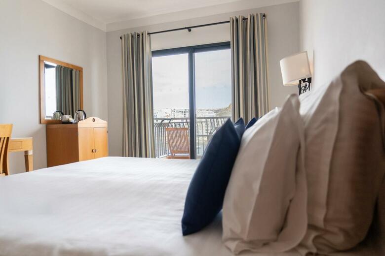 Calypso Hotel