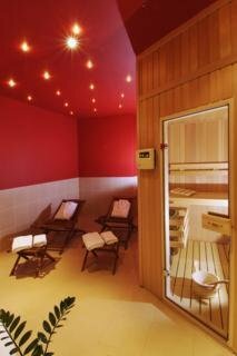 Ea Hotel Crystal Palace