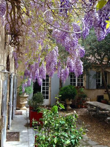Bed & Breakfast Chambres D'h�tes Saint-sauveur