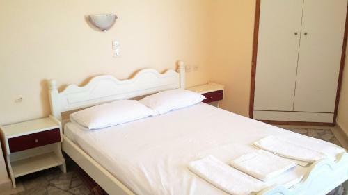 Hostal Intos Apartments