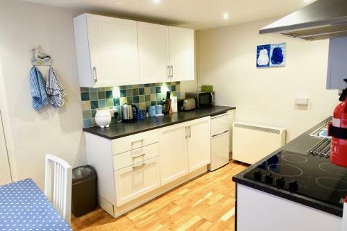 Blue Cat Cottage