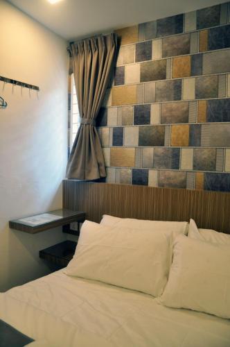 Hostal Tas 96 Inn