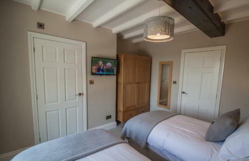 High Oaks Grange - Cottages