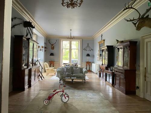Duncraig Castle Bed And Breakfast