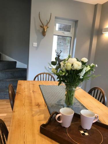 Hunters Lodge Exeter