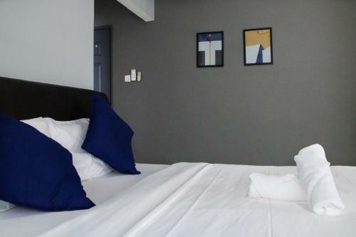 Apartamentos Suriamas Condominium By Vh-select