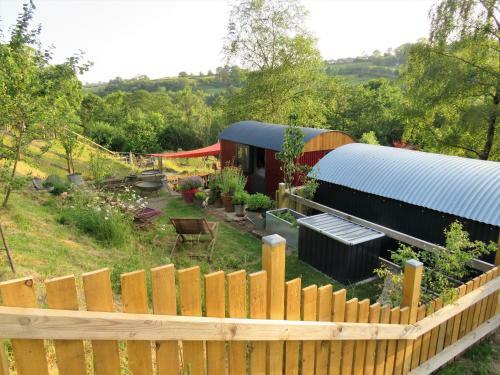 Taff Morlais Pair Of Shepherd's Huts Pontsticill Brecon Beacons