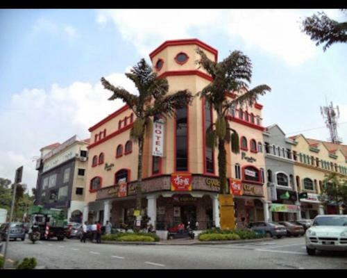 Paradise Hotel